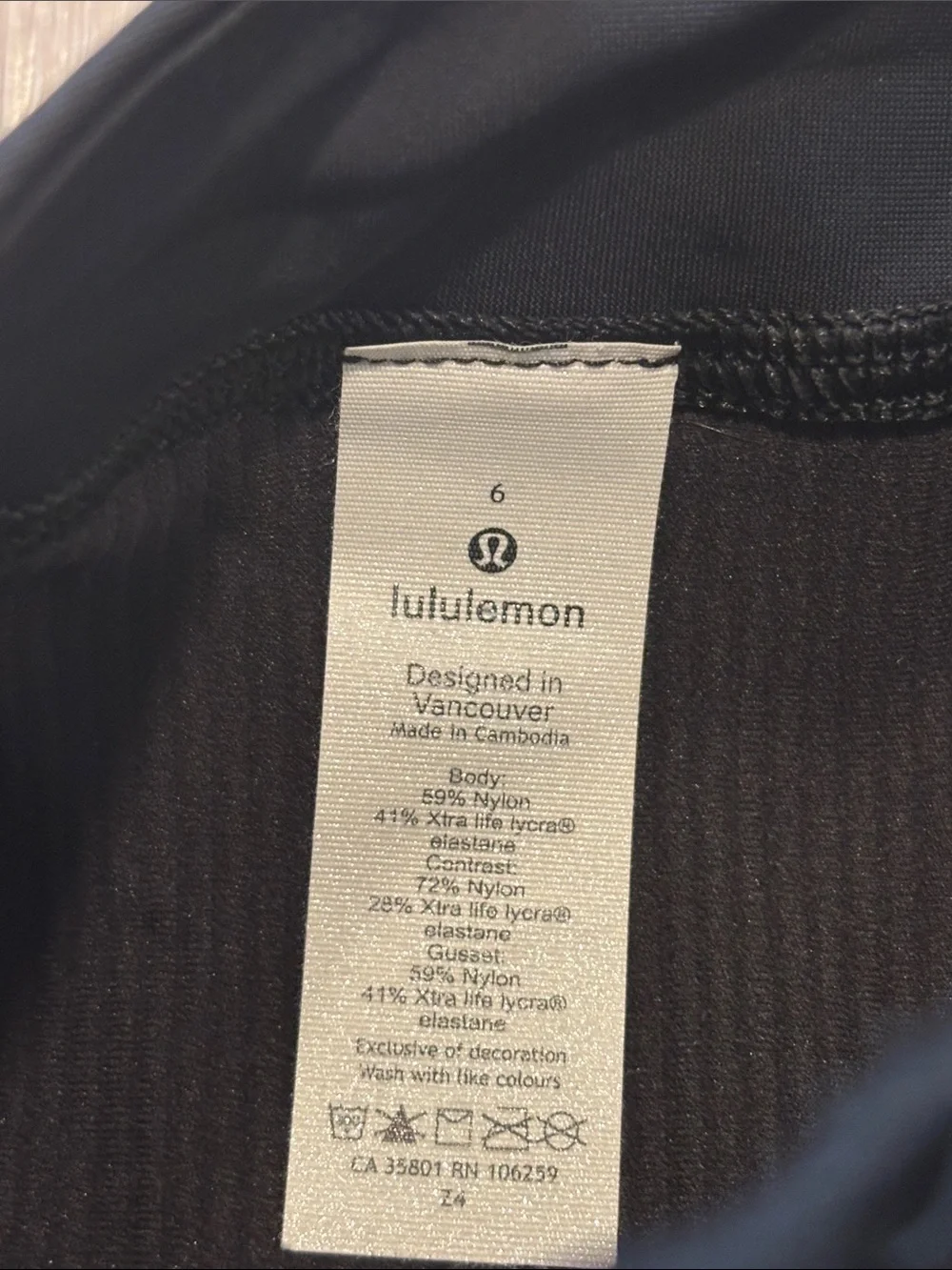 Lululemon Wade the Waters Paddle Suit in Black size 6